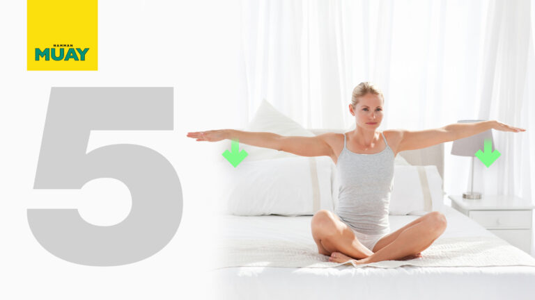 5 întinderi în pat pentru durerea de spate